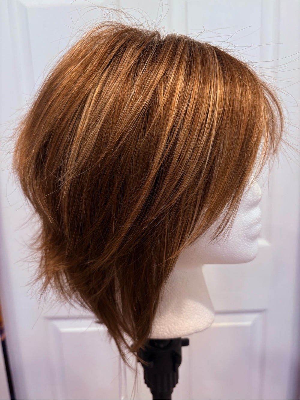 NORIKO REESE Brown with Highlights Layered NEW Synthetic Wig! Medium Length! - Picture 7 of 16